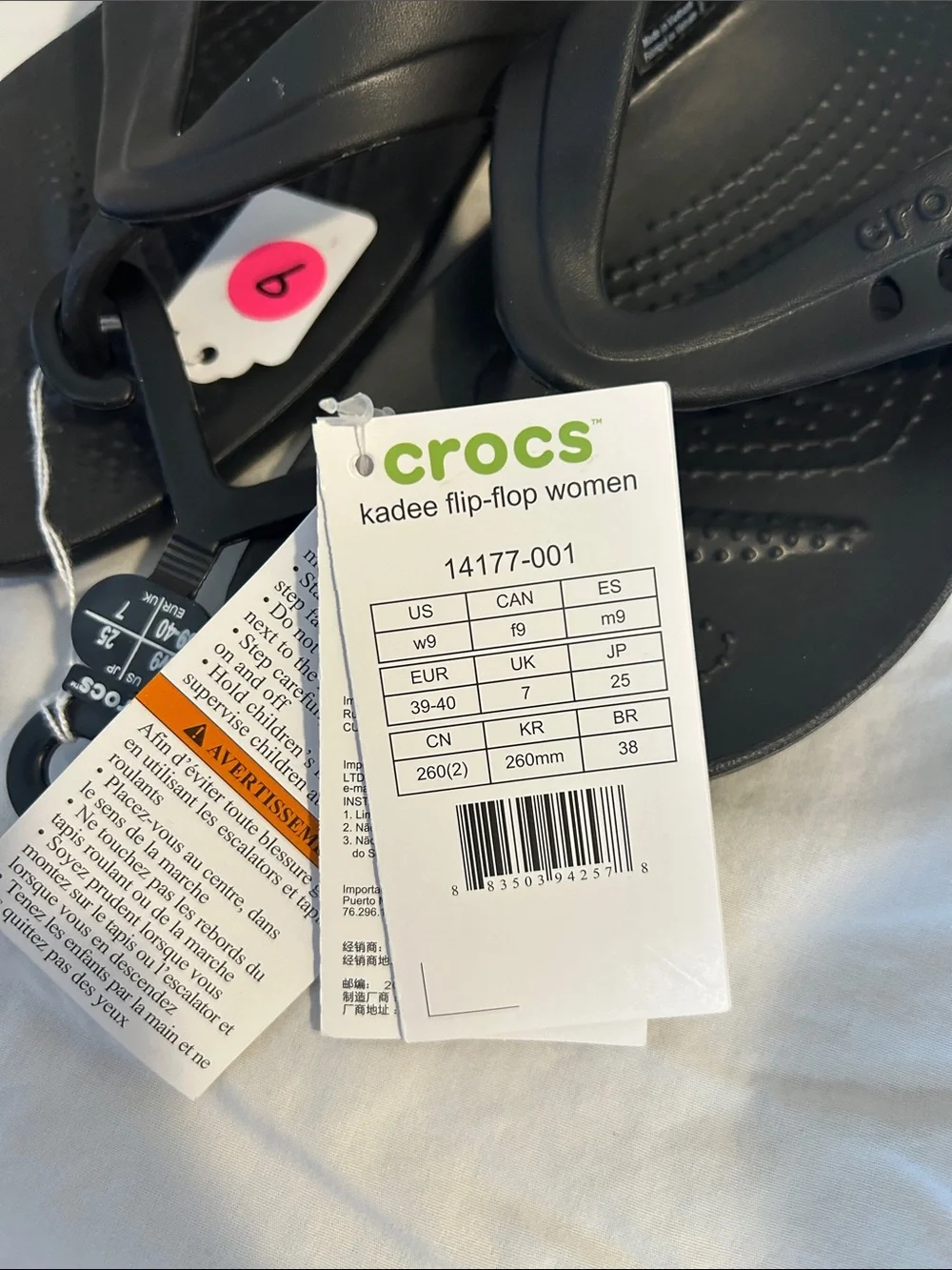 CROCS Black Women's Flip Flop Sandals - Picture 2 of 4